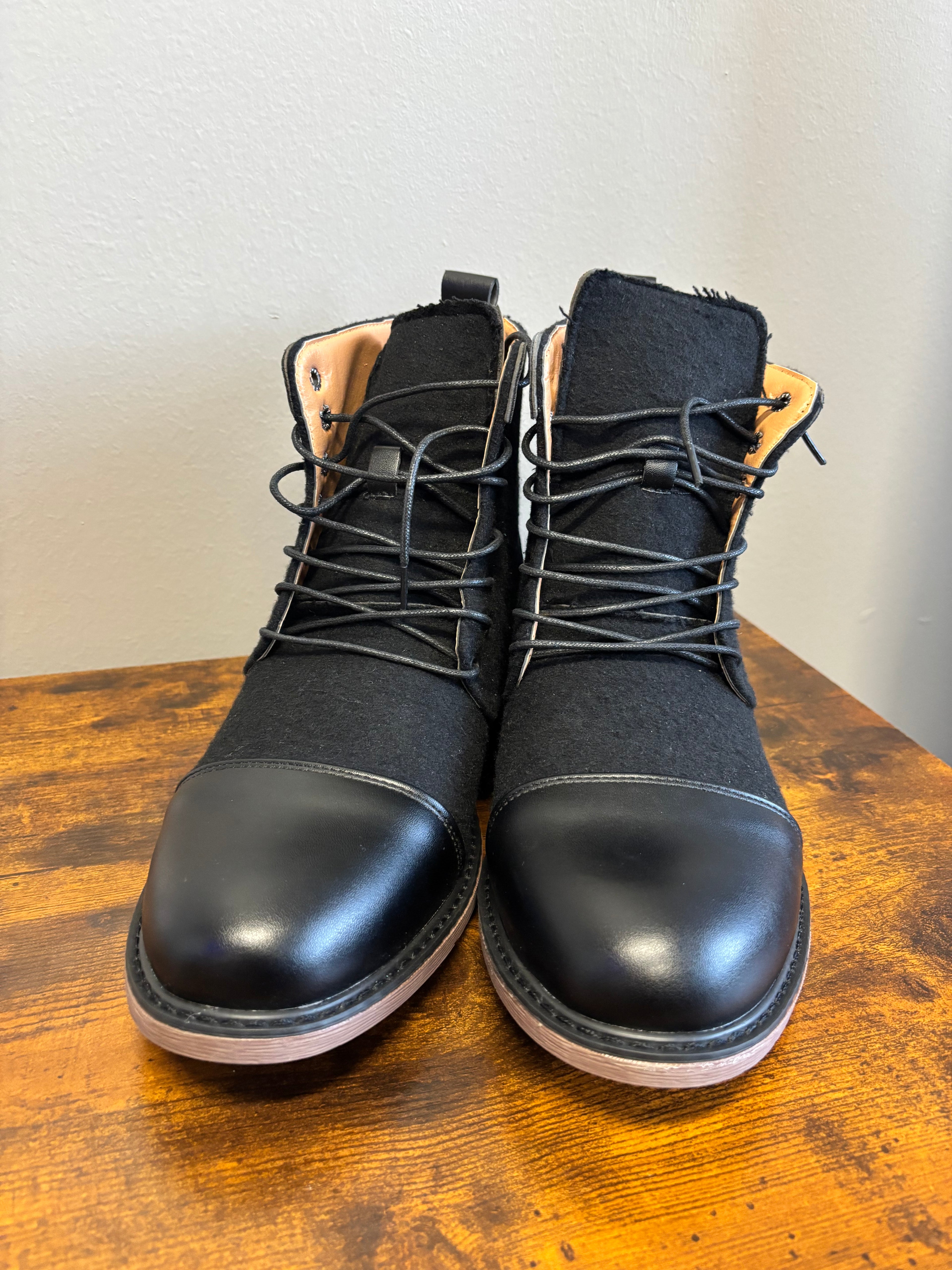 British Style Men Casual Leather (Simply Black)