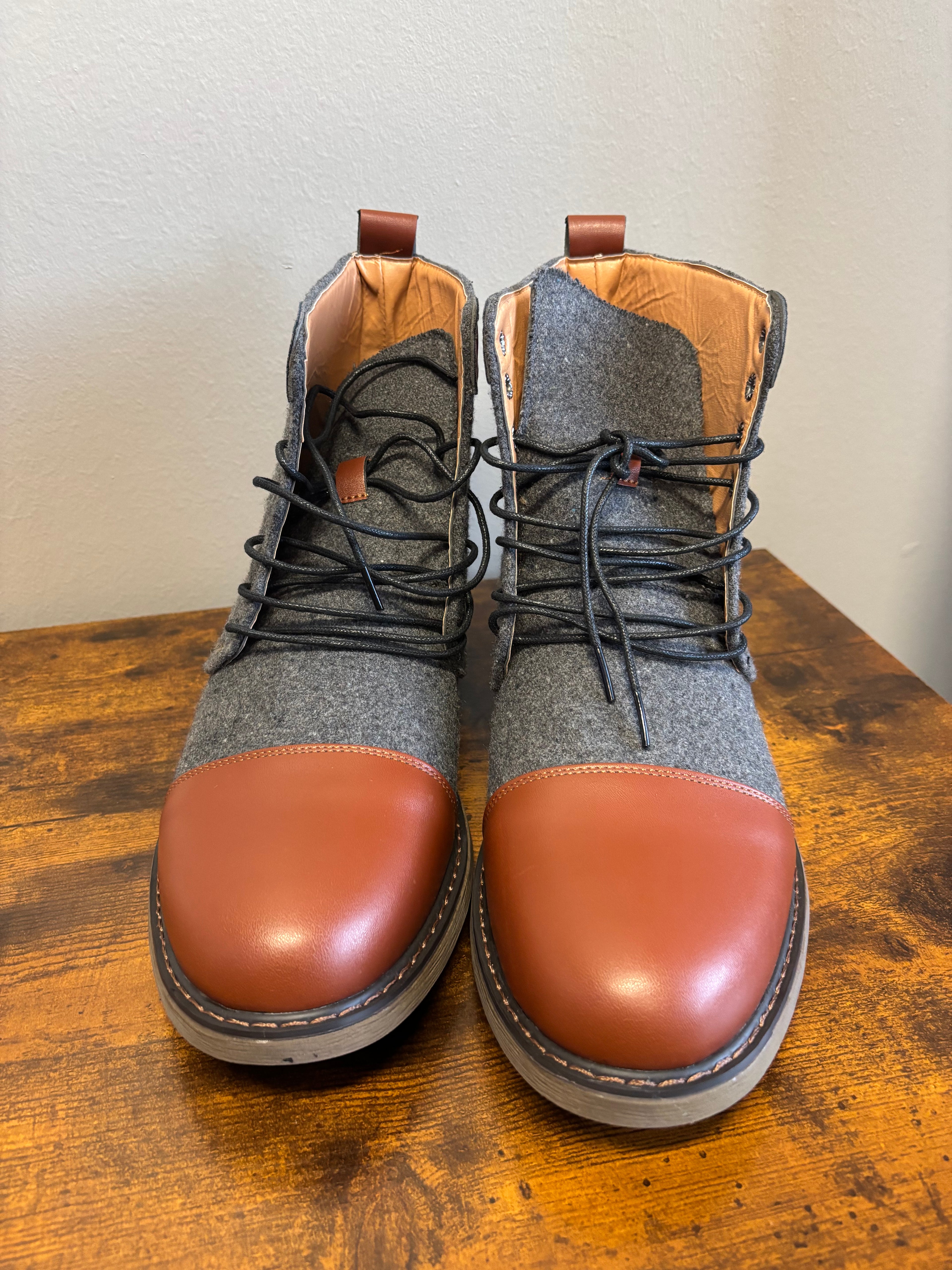 British Style Men Casual Leather (Gray and Light Brown)